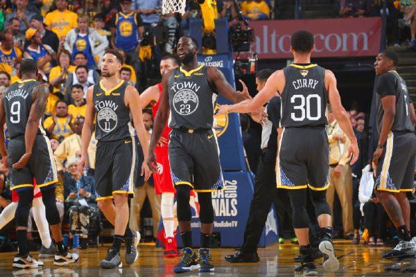 角色球员收 角色球员收