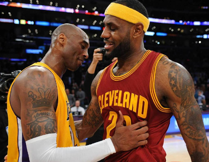 与俱乐部形 与俱乐部形