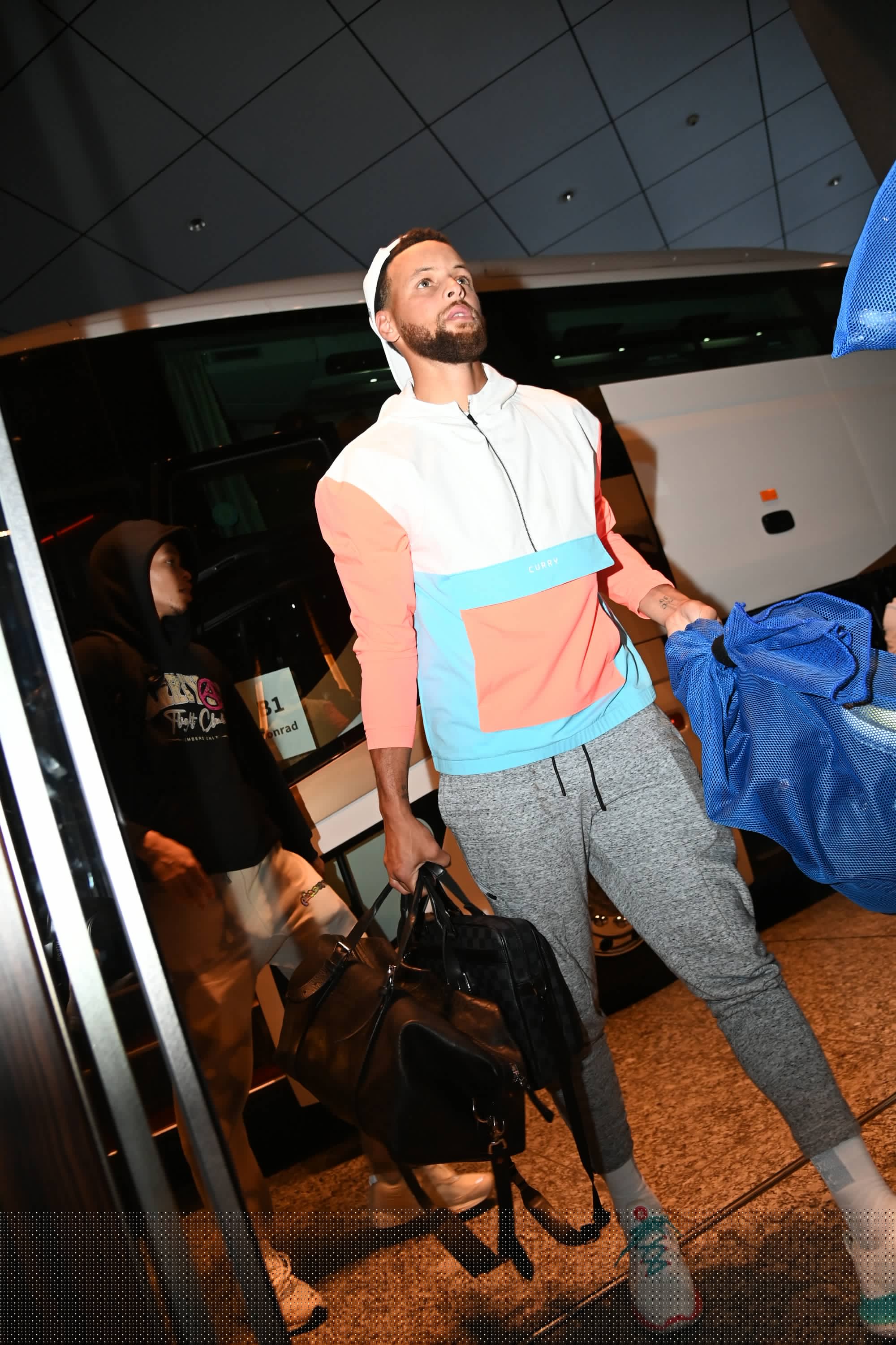 而是移动端 而是移动端